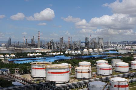 ���̰���